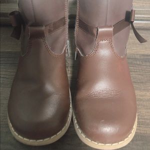 Toddler boots size 11
